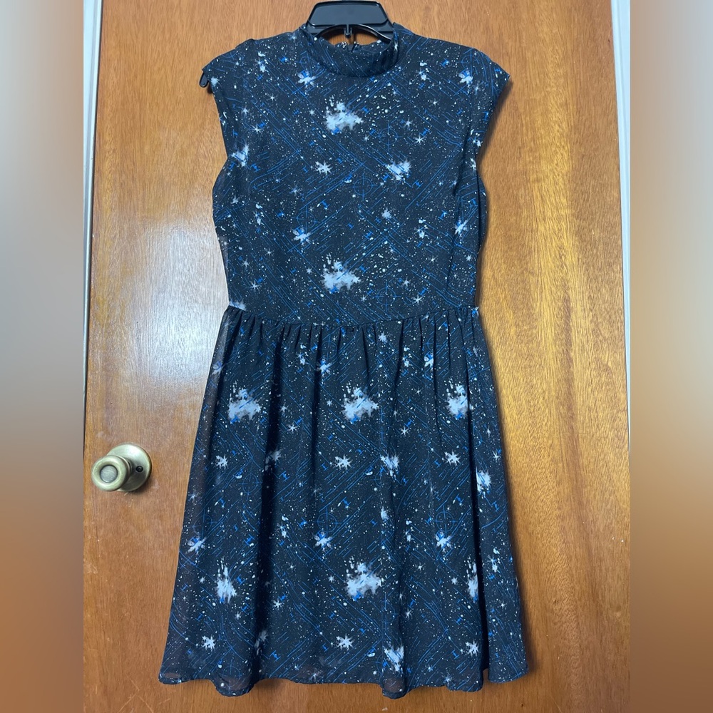 Kohl’s EXCLUSIVE: Star Wars Dress (size M)
